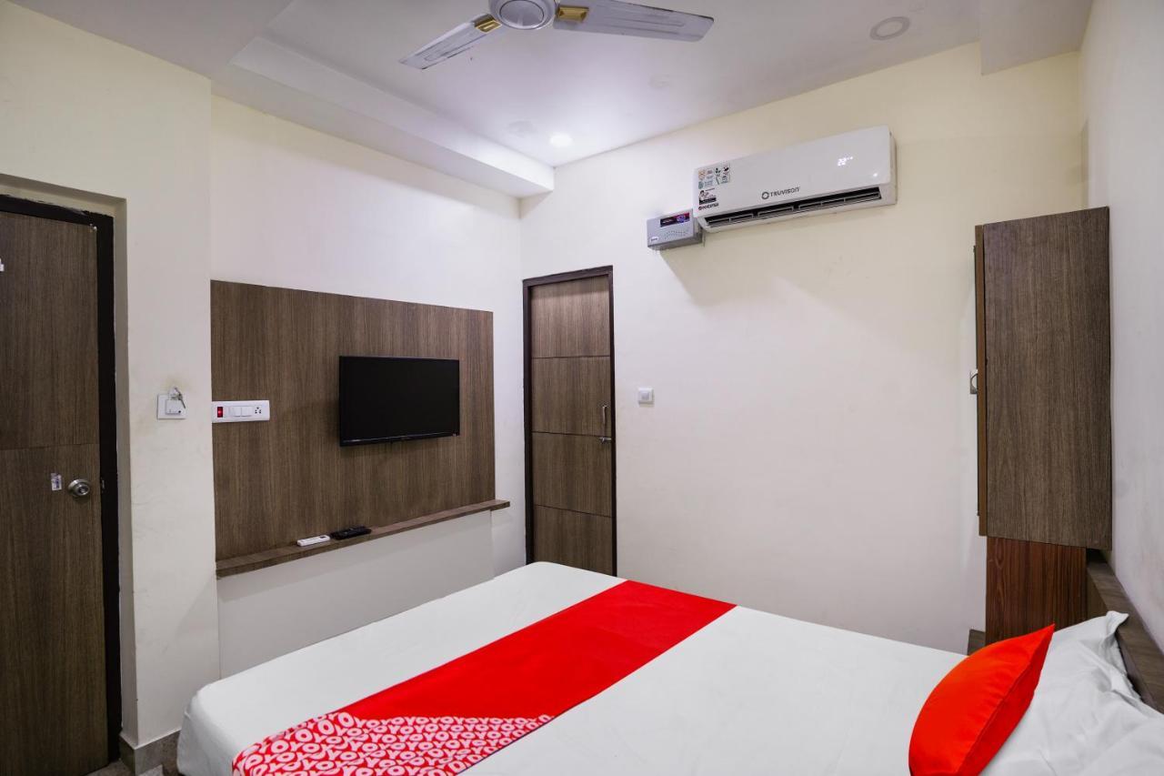 Oyo Flagship Pawan Park Vellore Exterior foto